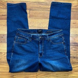 Women’s Curve Appeal jeans
